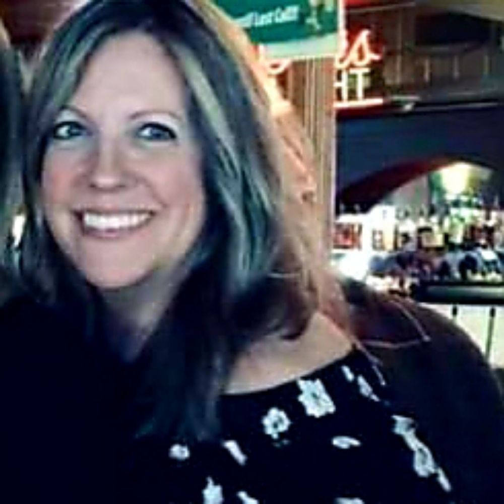 Meet your Posher, Lisa